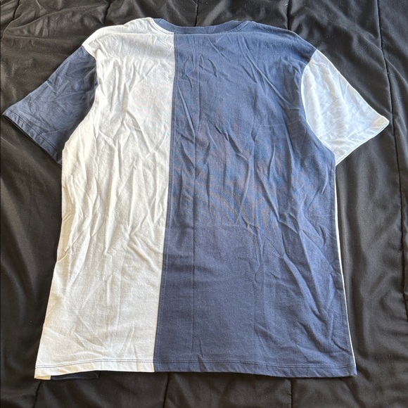 GUESS Men's Navy and White Tee with Orange Logo - Picture 3 of 3